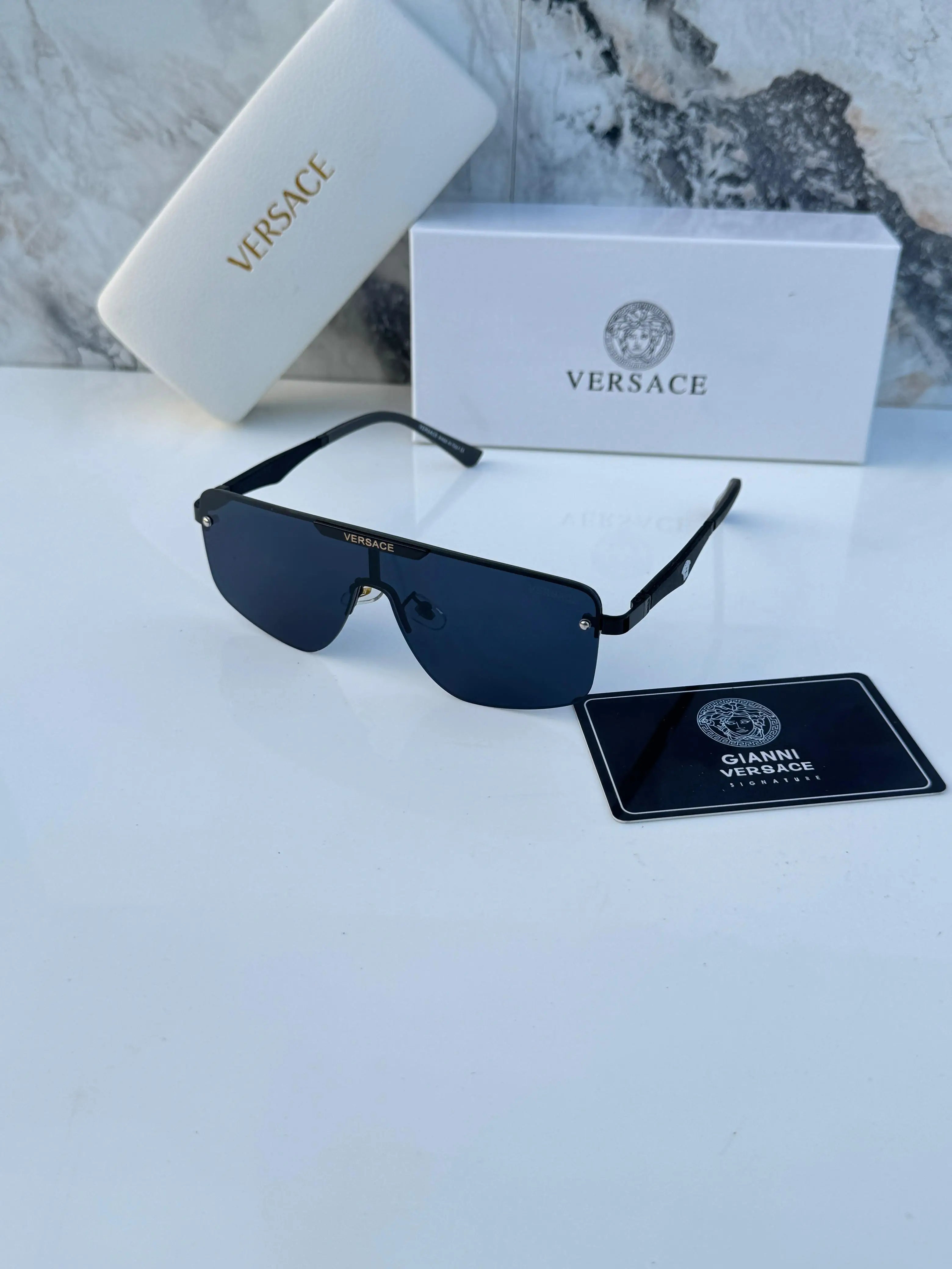 Versace_005_black Main image