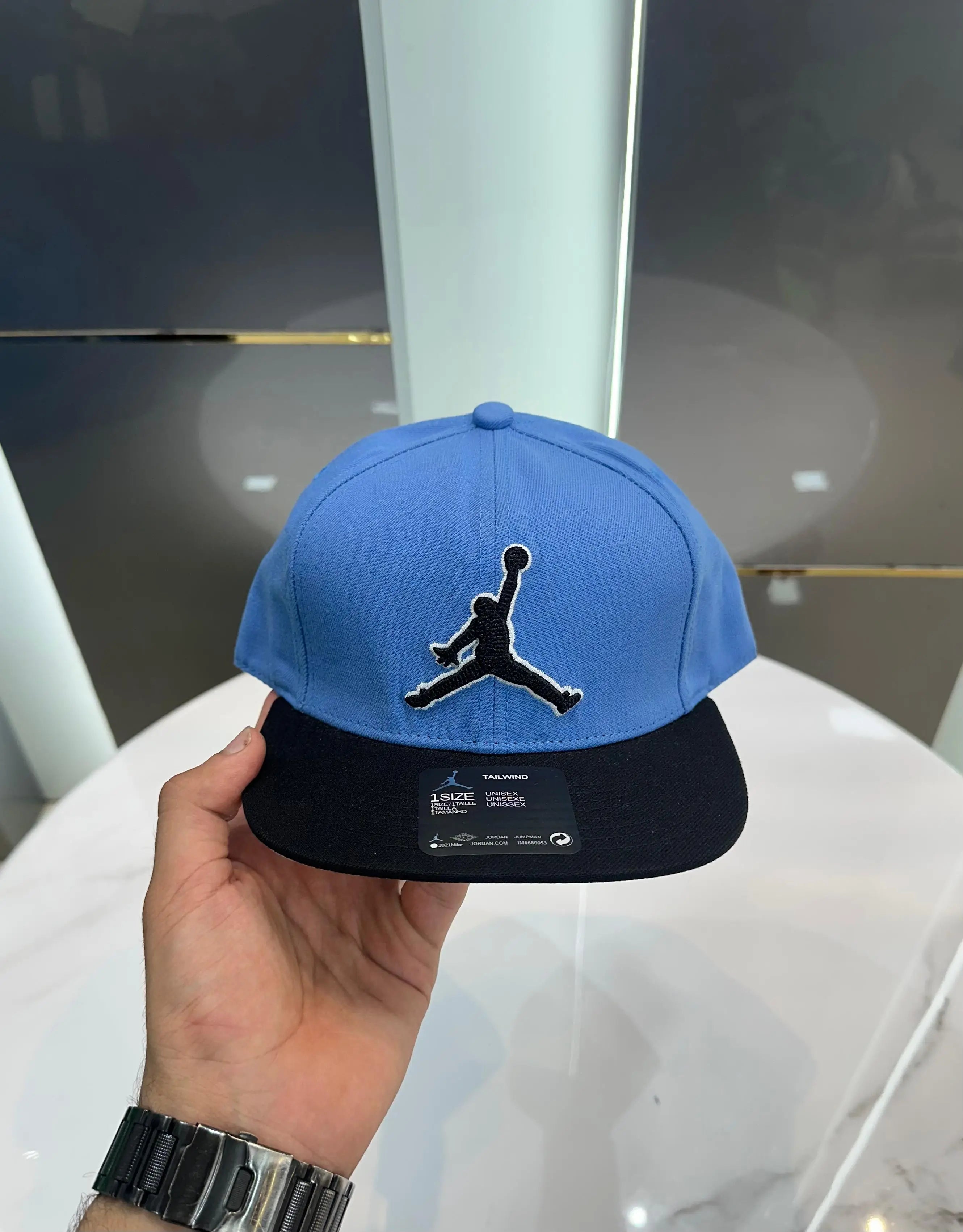 Jorda n Sky Black Imported Cap