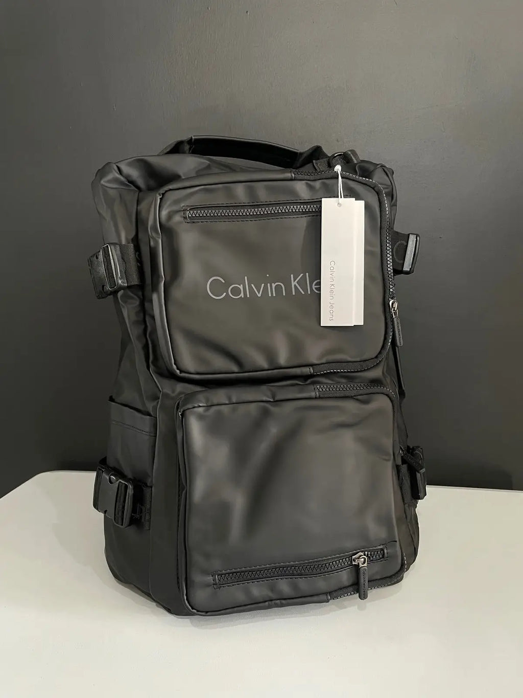 Calvin Klei n 2 in 1 Black Luxury Imported Duffel Bag/Bagpack