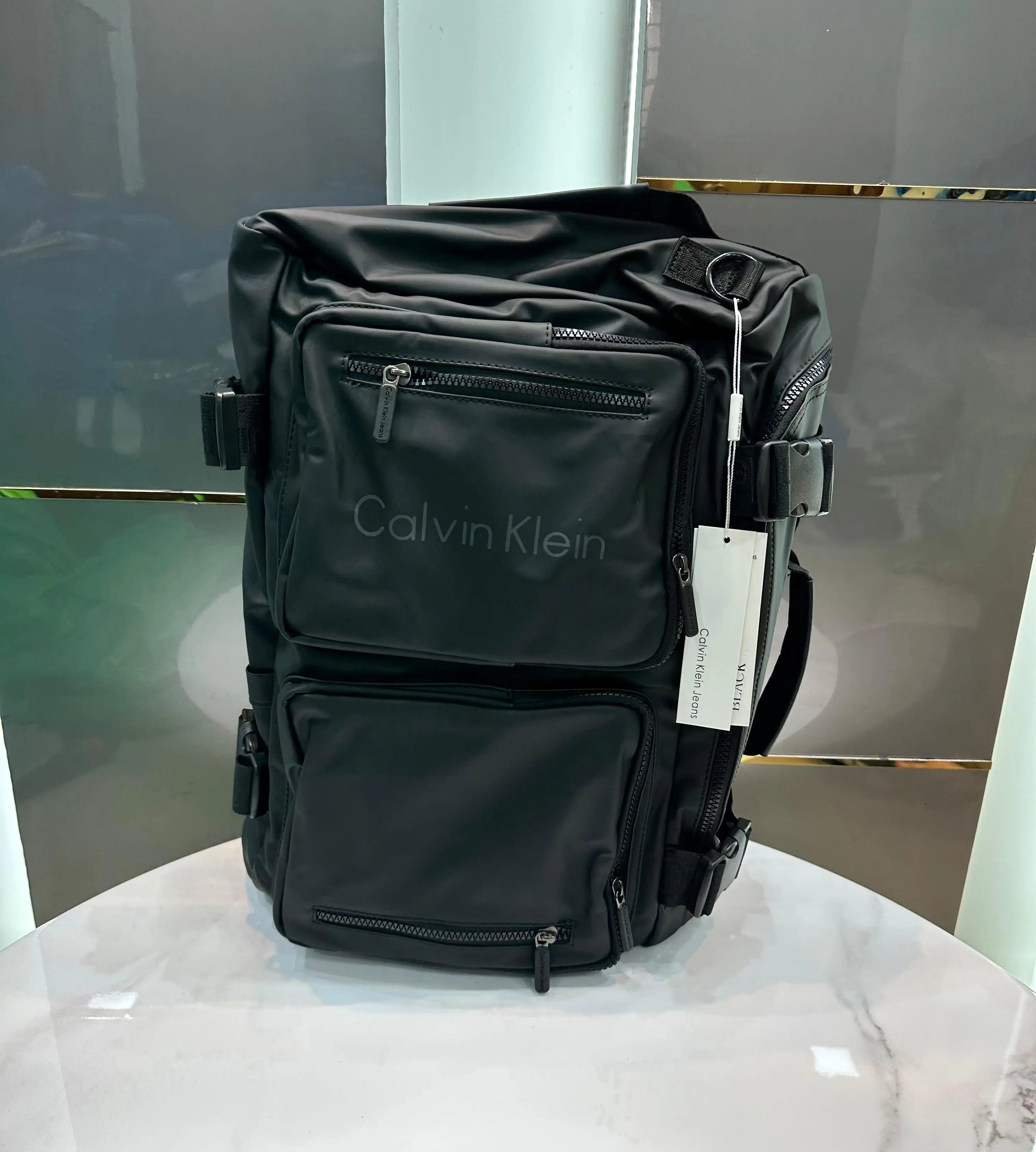 Calvin Klei n 2 in 1 Black Luxury Imported Duffel Bag/Bagpack