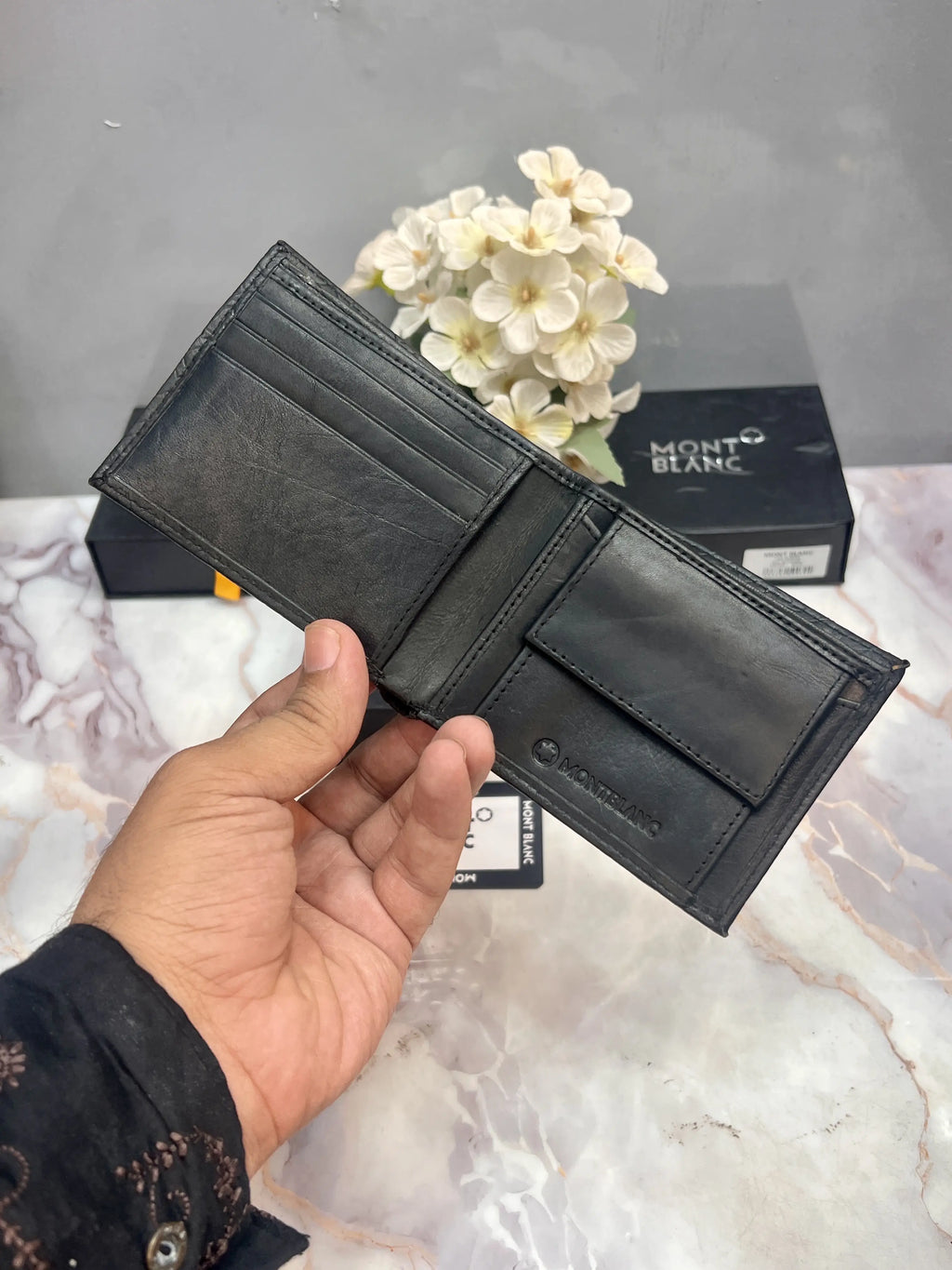 MONT BLANC PREMIUM QUALITY IMPORTED EMBOSSED WALLET WITH OG BOX