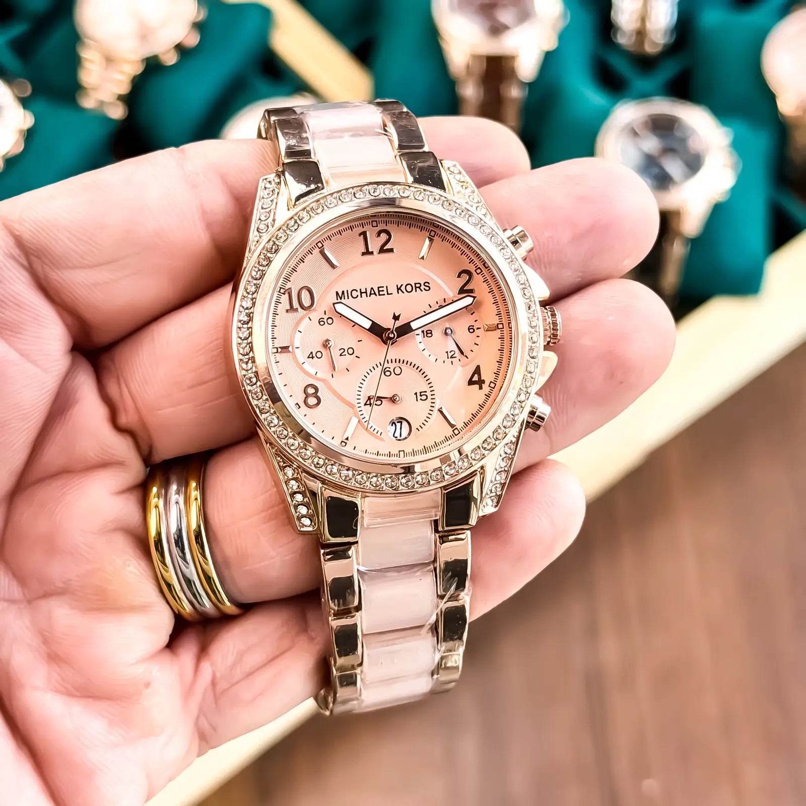 MICHAELKORS_LADIES_ROSE-GOLD