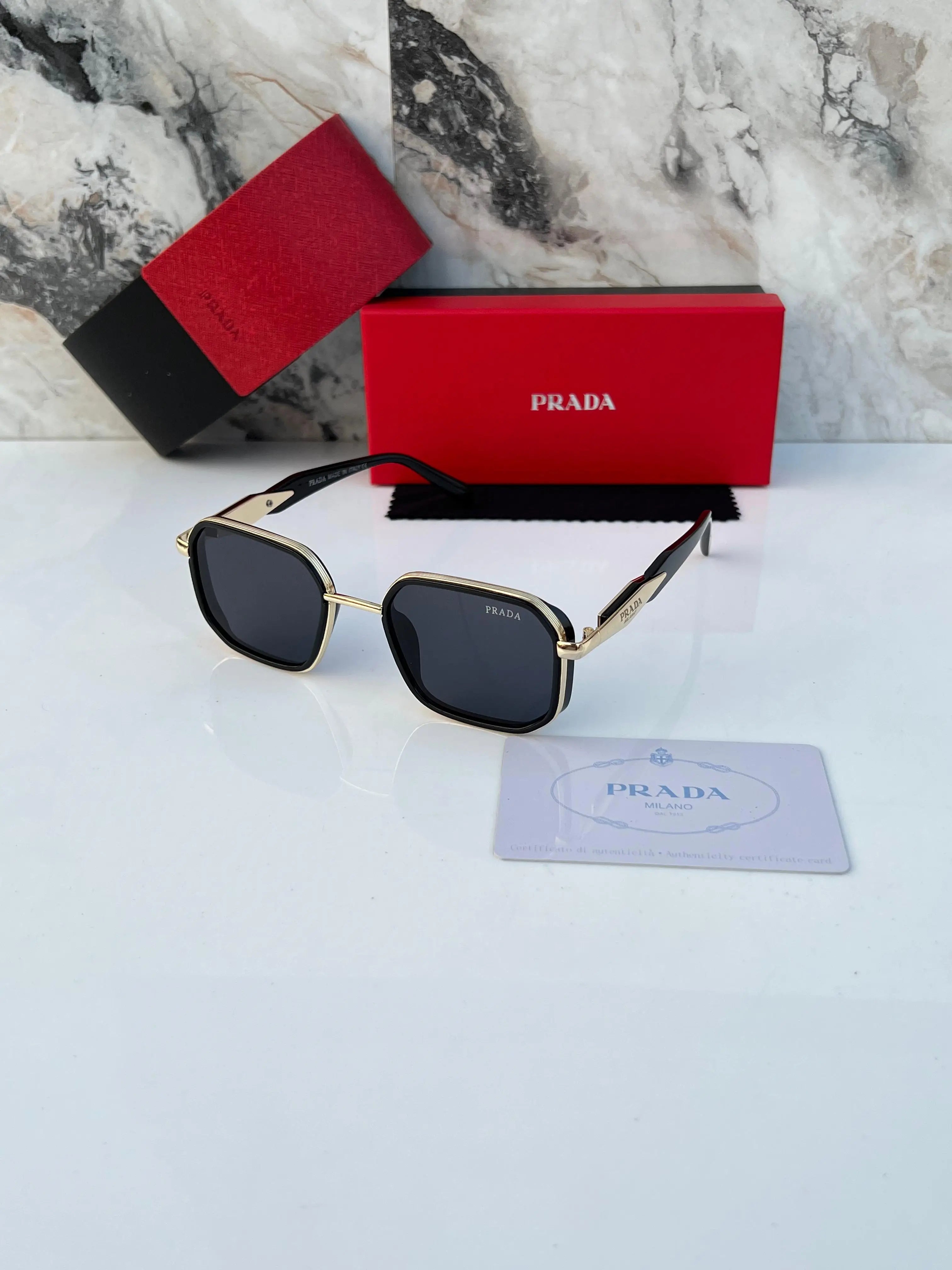 Prada_792_gold_black Main image