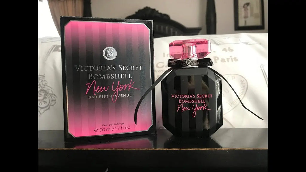 Victoria's Secret Bombshell New York Eau de Parfum in a 100 ml