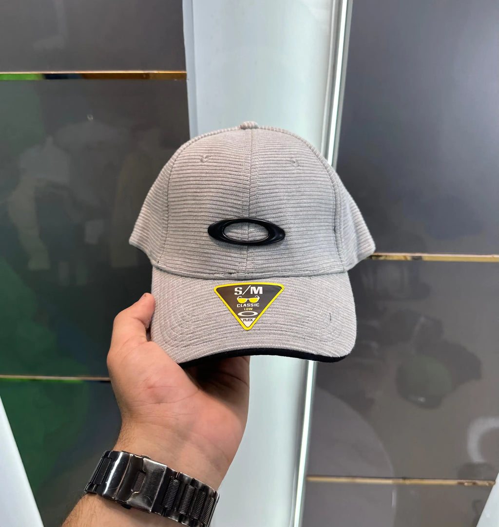 Oakle y Flex Fit Light Grey Premium Imported Cap