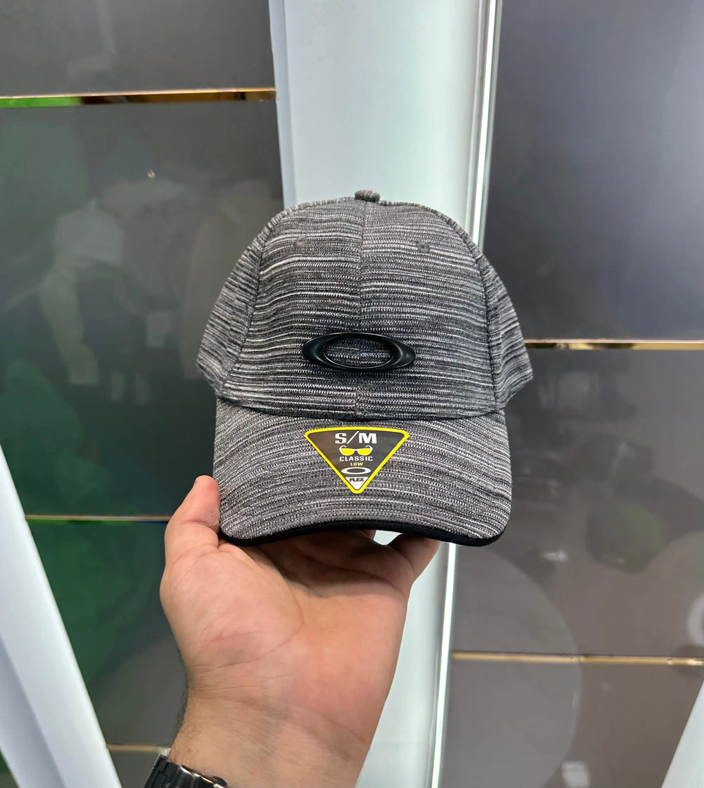 Oakle y Flex Fit Dark Grey Premium Imported Cap