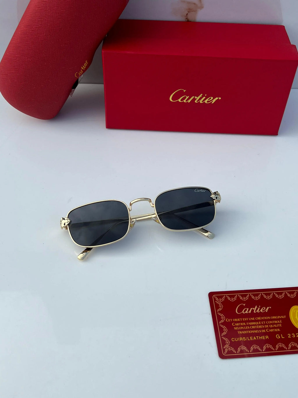 Cartier_6128_gold_black