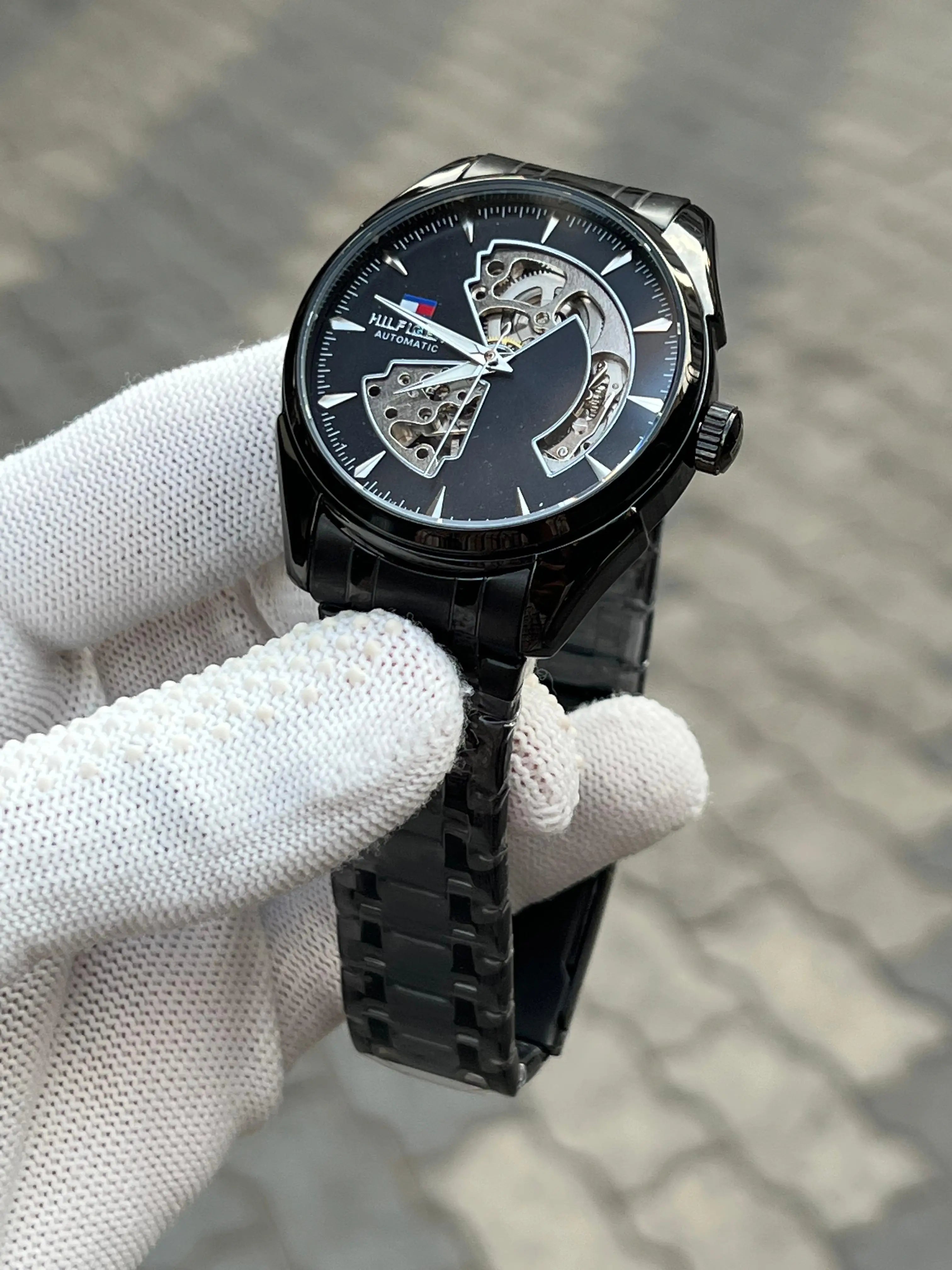 Tomm_y Hilfiger Automatic Skeleton Black