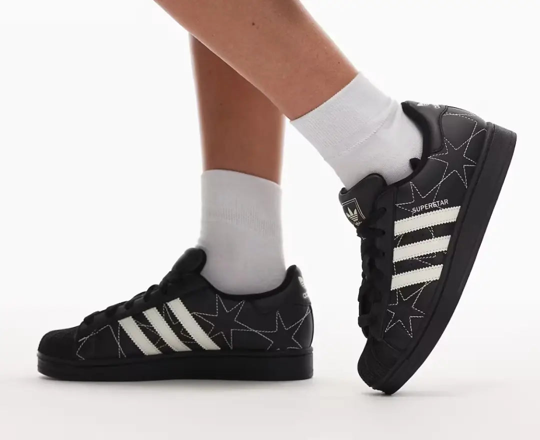 Adidas_Superstar 2 Star Stitch Detailing Black Sneakers