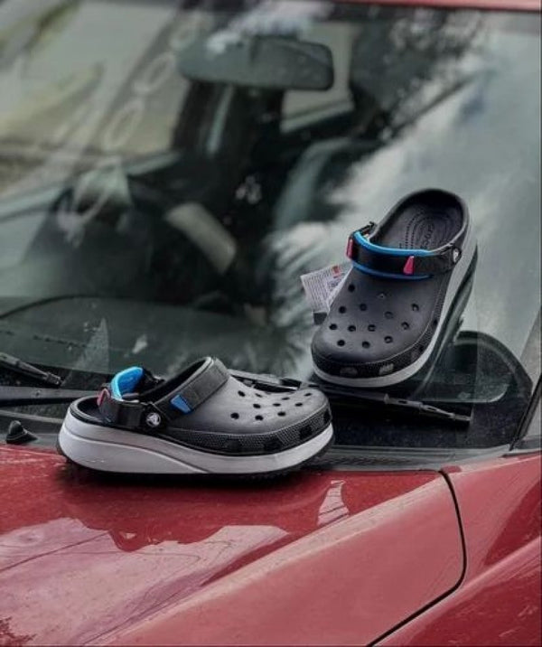Crocss Classic Hiker Clogs Black blue