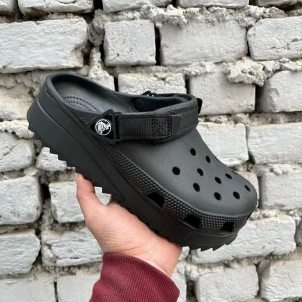 Crocss Classic Hiker Clogs Full Black