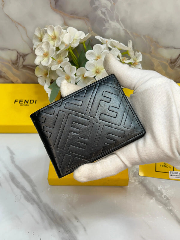 FENDI PREMIUM QUALITY EMBOSSED WALLET WITH OG BOX
