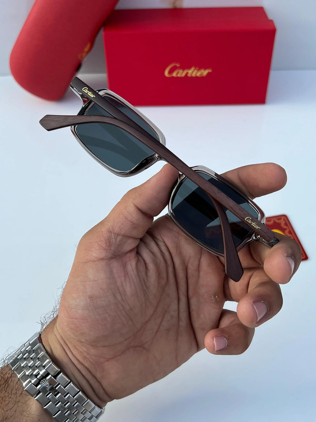 Cartier_6631_grey_black