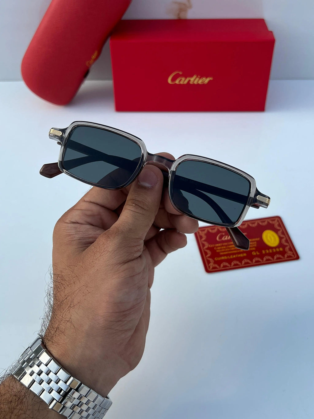 Cartier_6631_grey_black