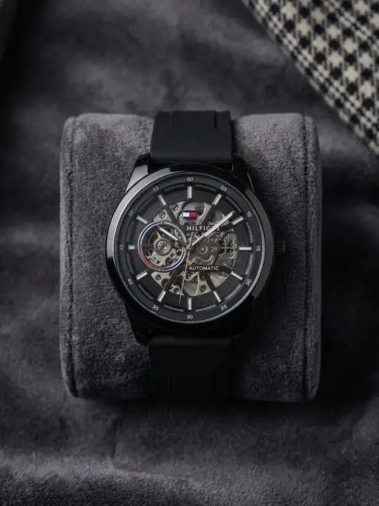 Tommy Hilfiger Automatic Main image