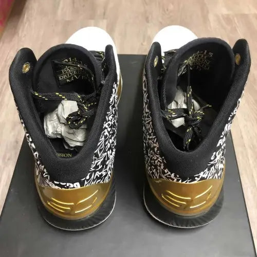 Under Armour Curry 1 Retro Back to Back MVP