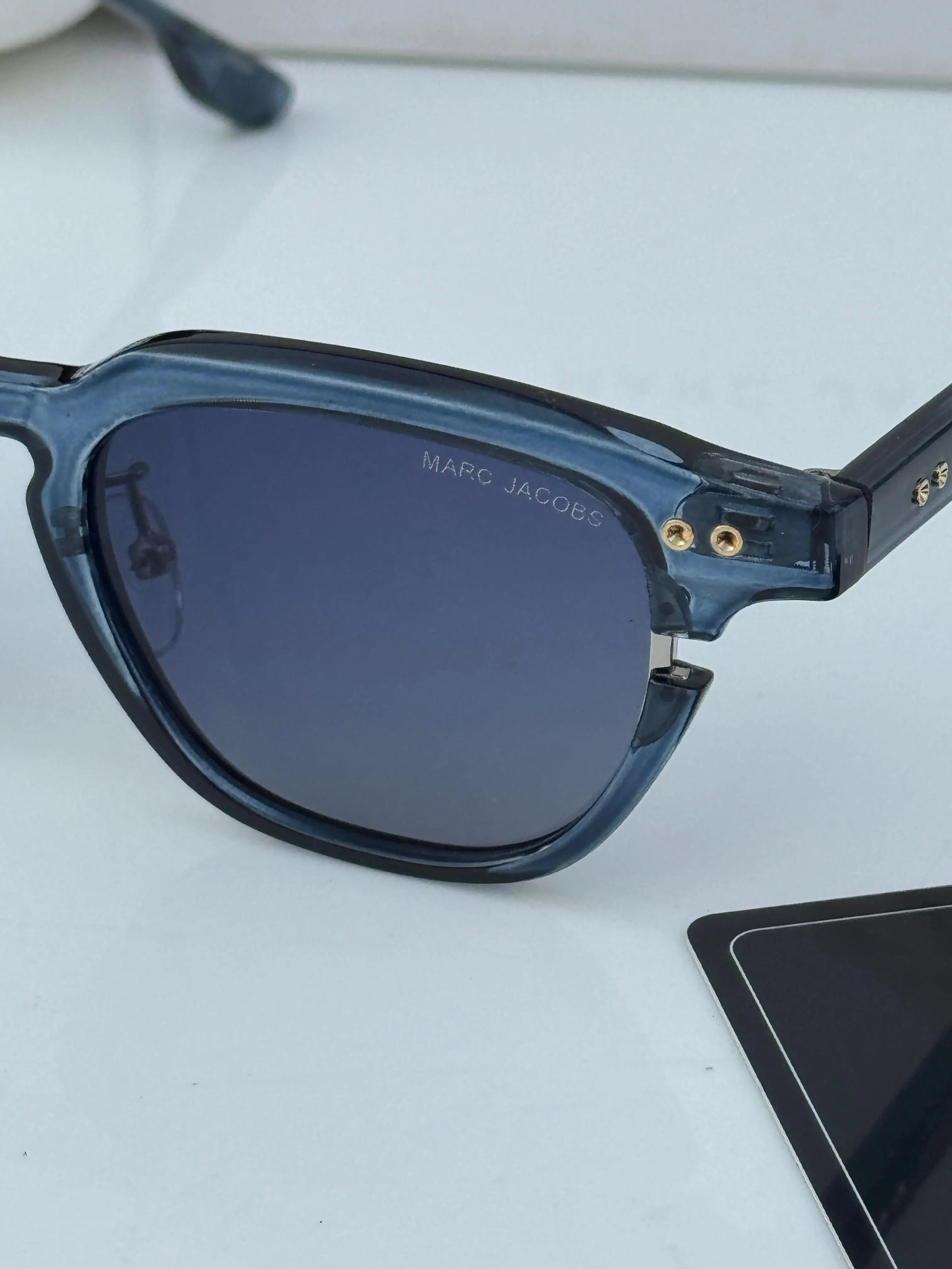 Marc_jacobs_1131_blue_black Secondary image