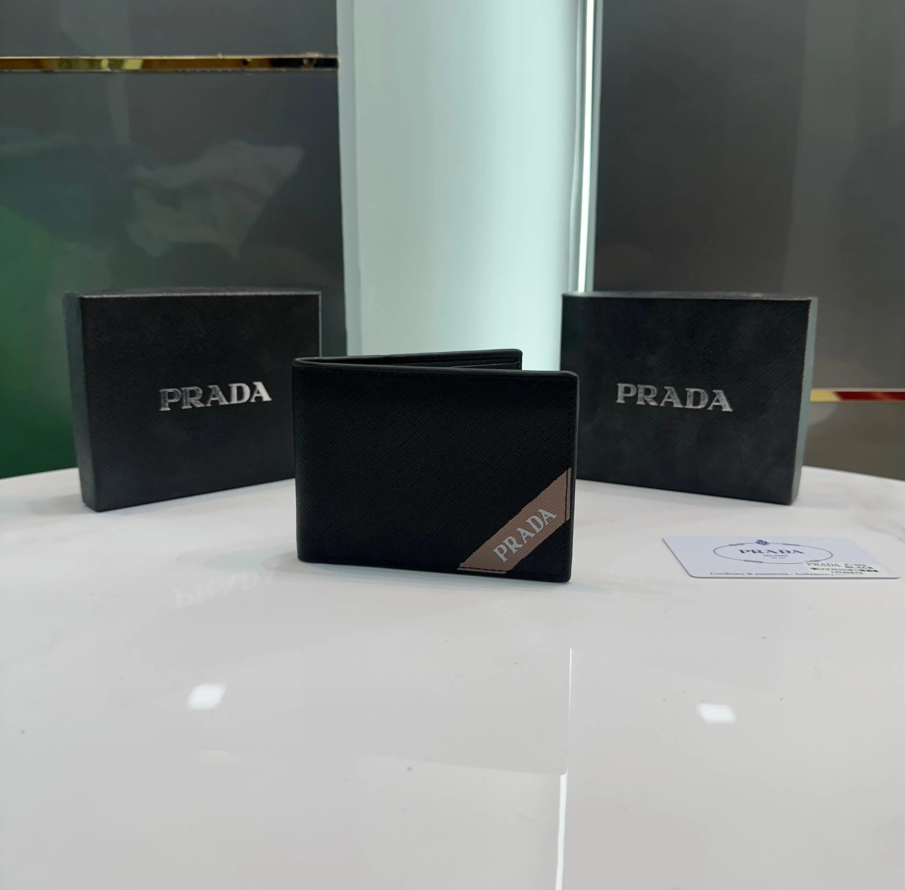 Prad a Black Premium Wallet pr200