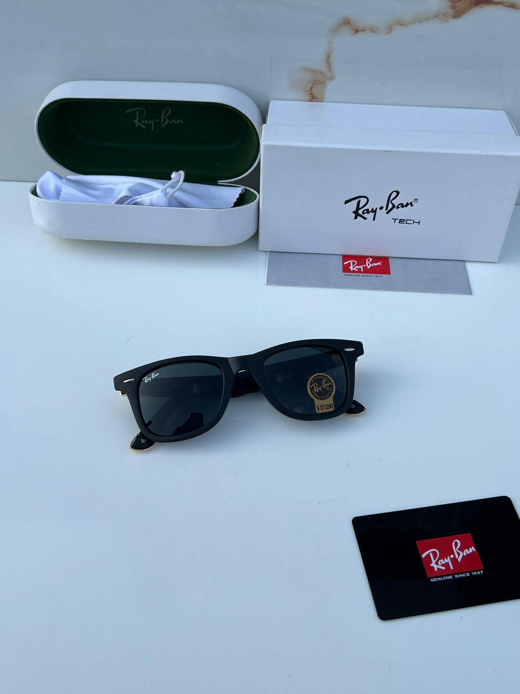 Rayban_2157_black_gold