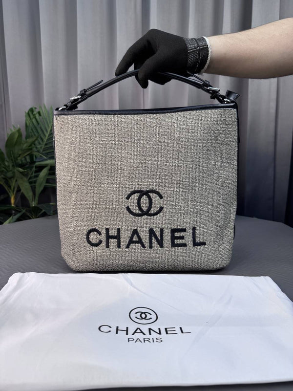 CHANE_L DEAUVILLE TOTE BAG BROWN COLOUR - C8308