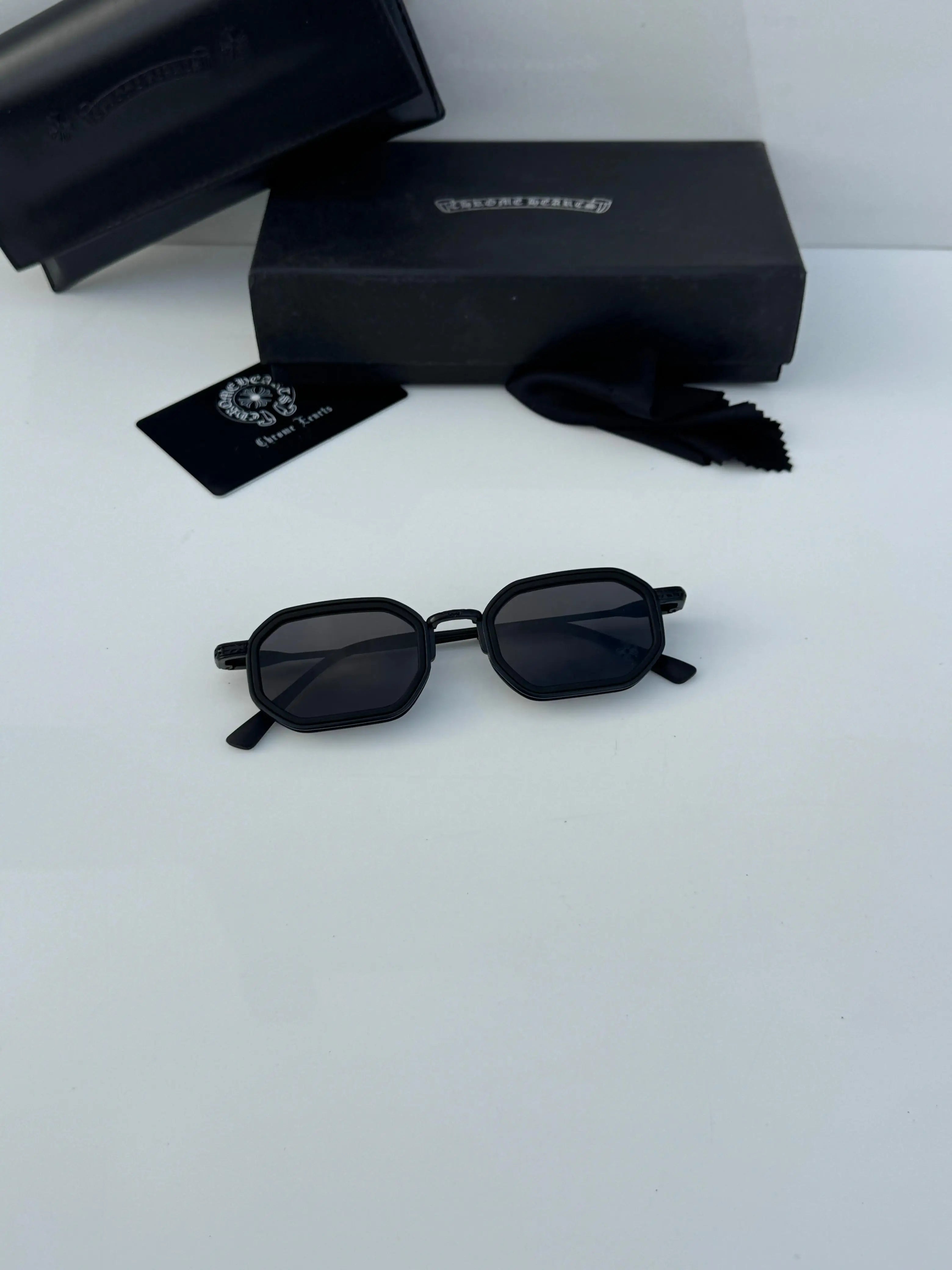 Chrome_heart_26007_black