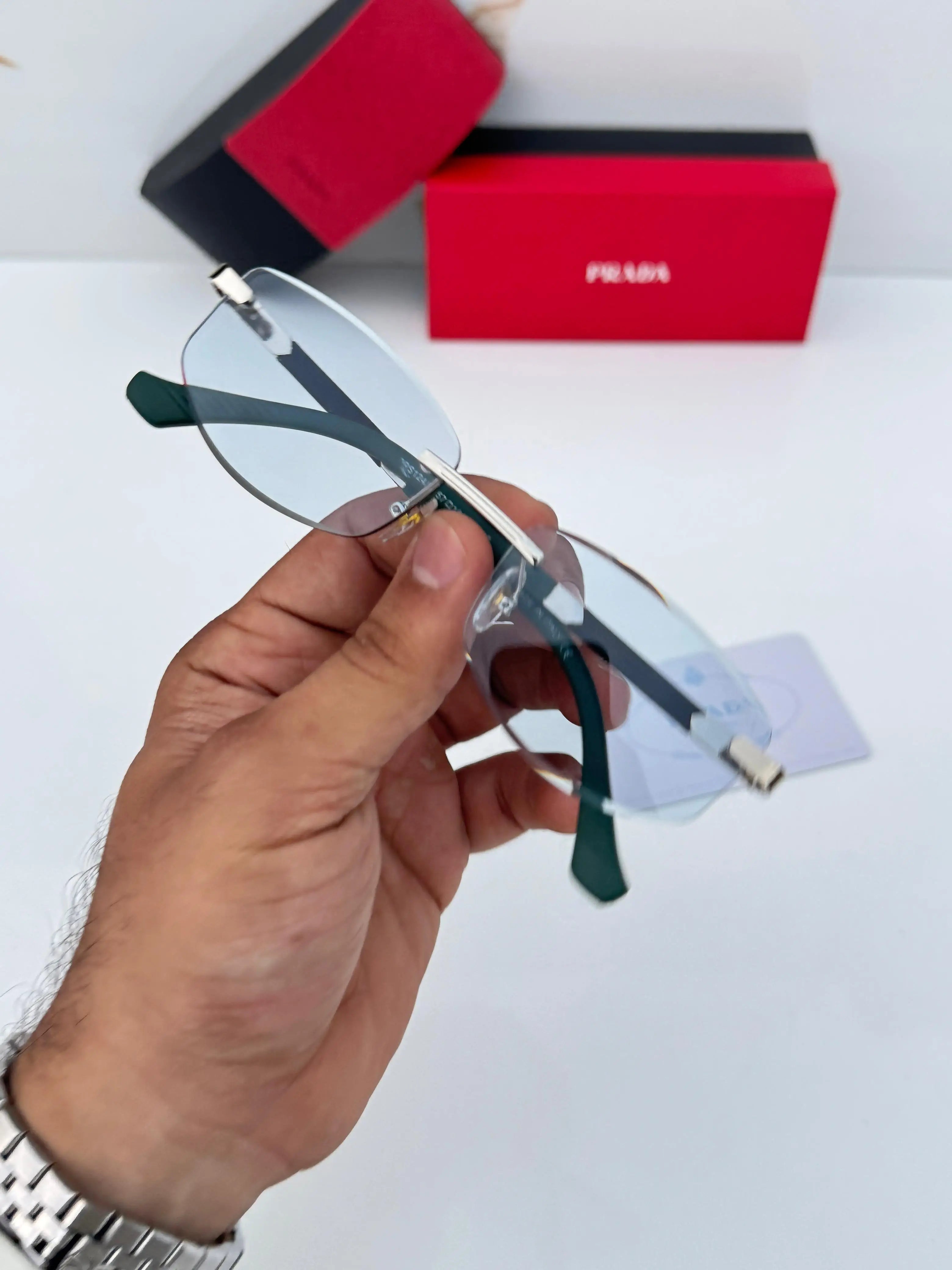 Prada_124_silver_blue