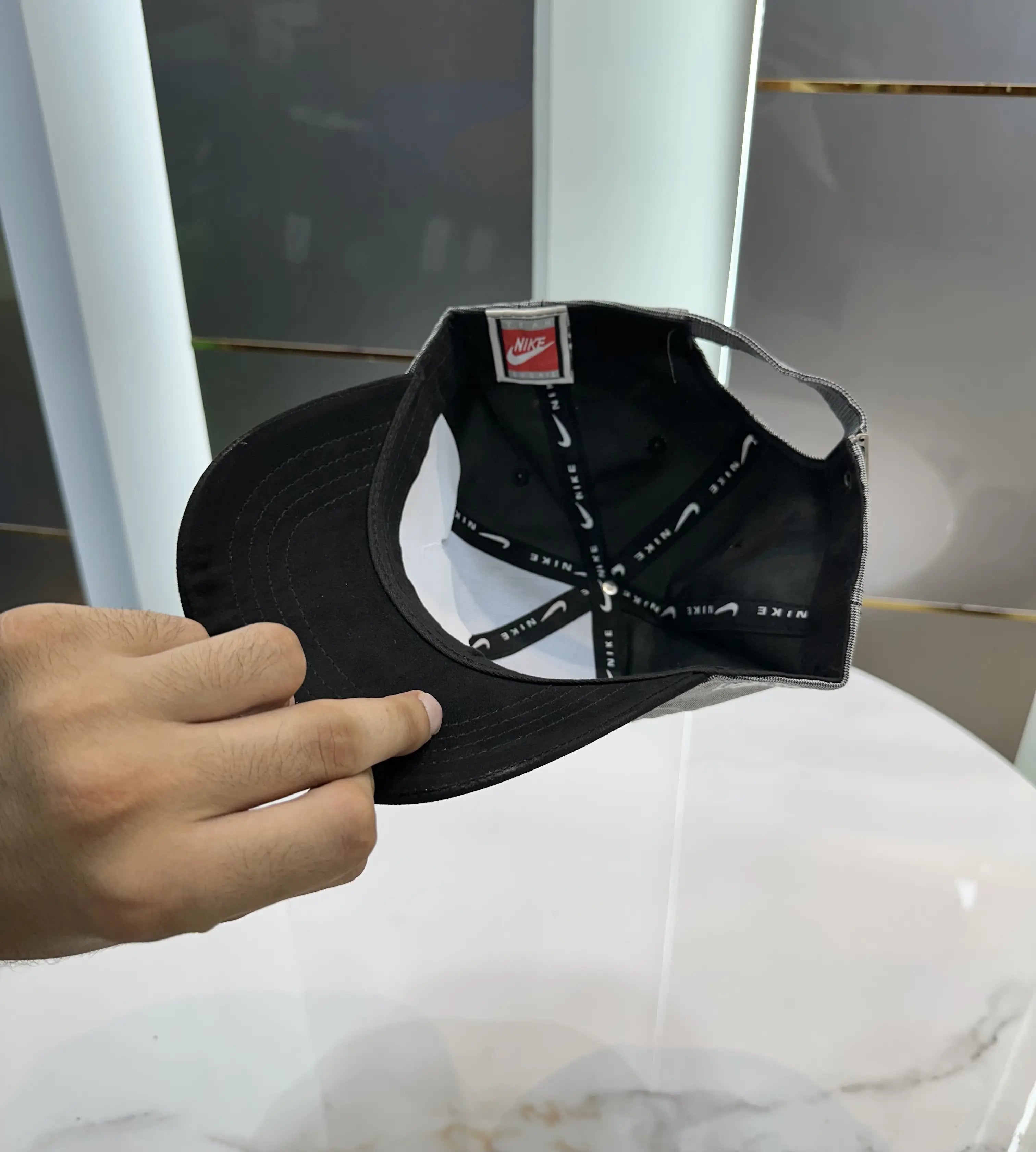 Nik e Wine 002 Premium Imported Cap