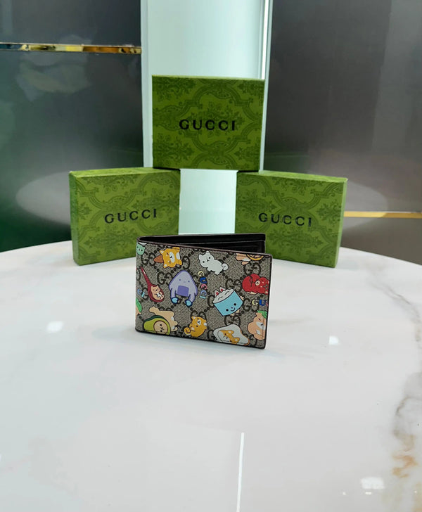 Gucc i × Pikarar Premium Wallet