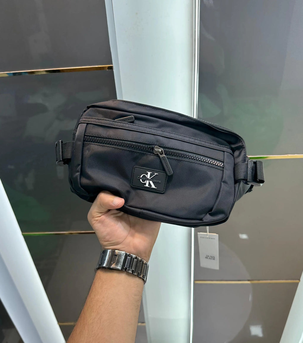 Calvin Klei n 002 Premium Waist Bag