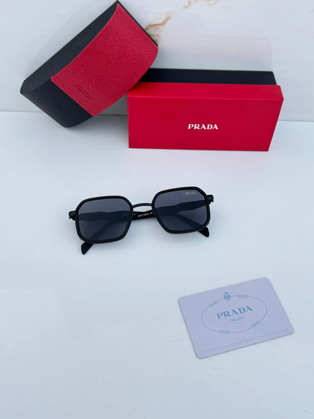 Prada_792_black