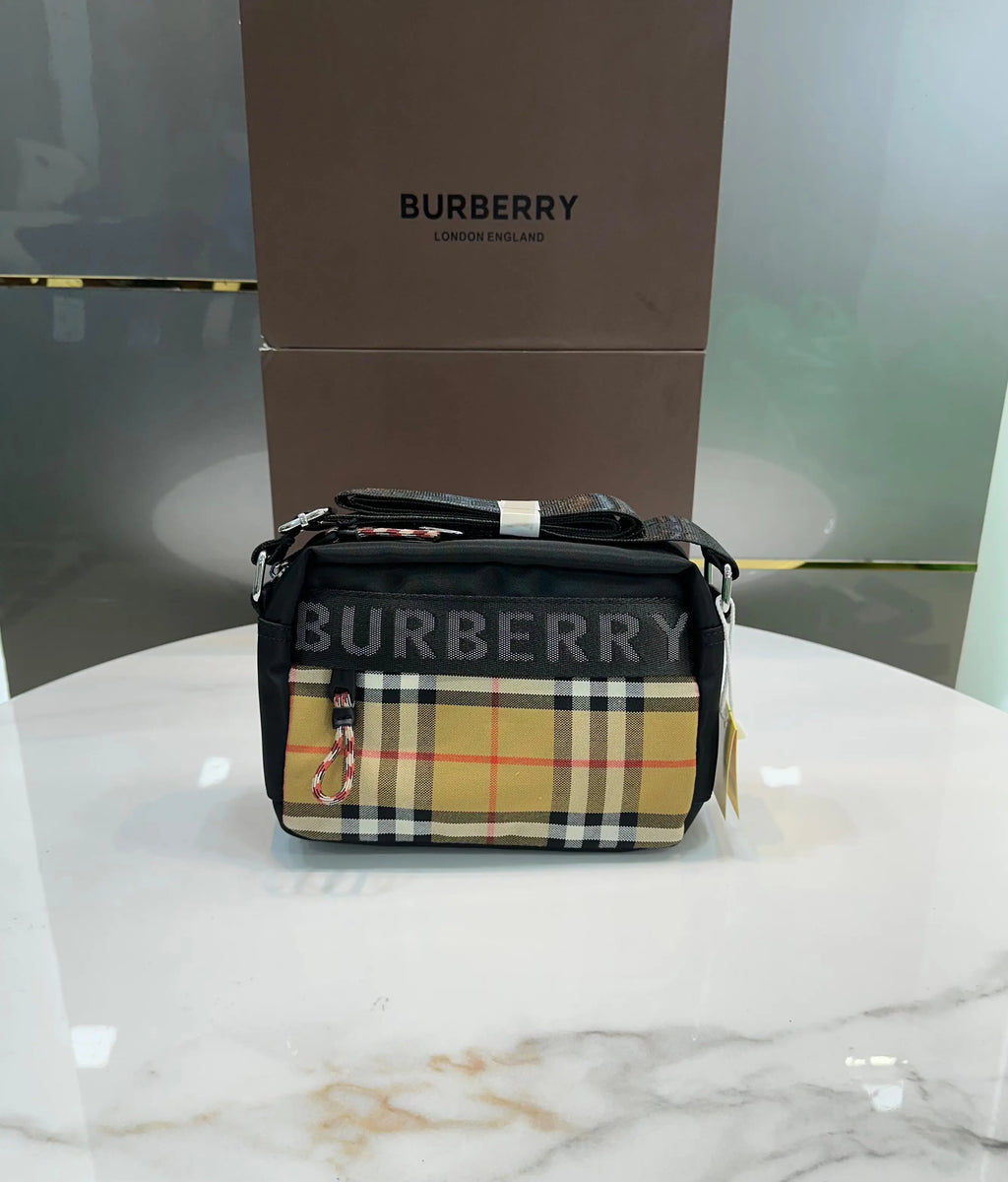 Burberr y Black Beige Premium Cross Body Bag With Magnetic Box