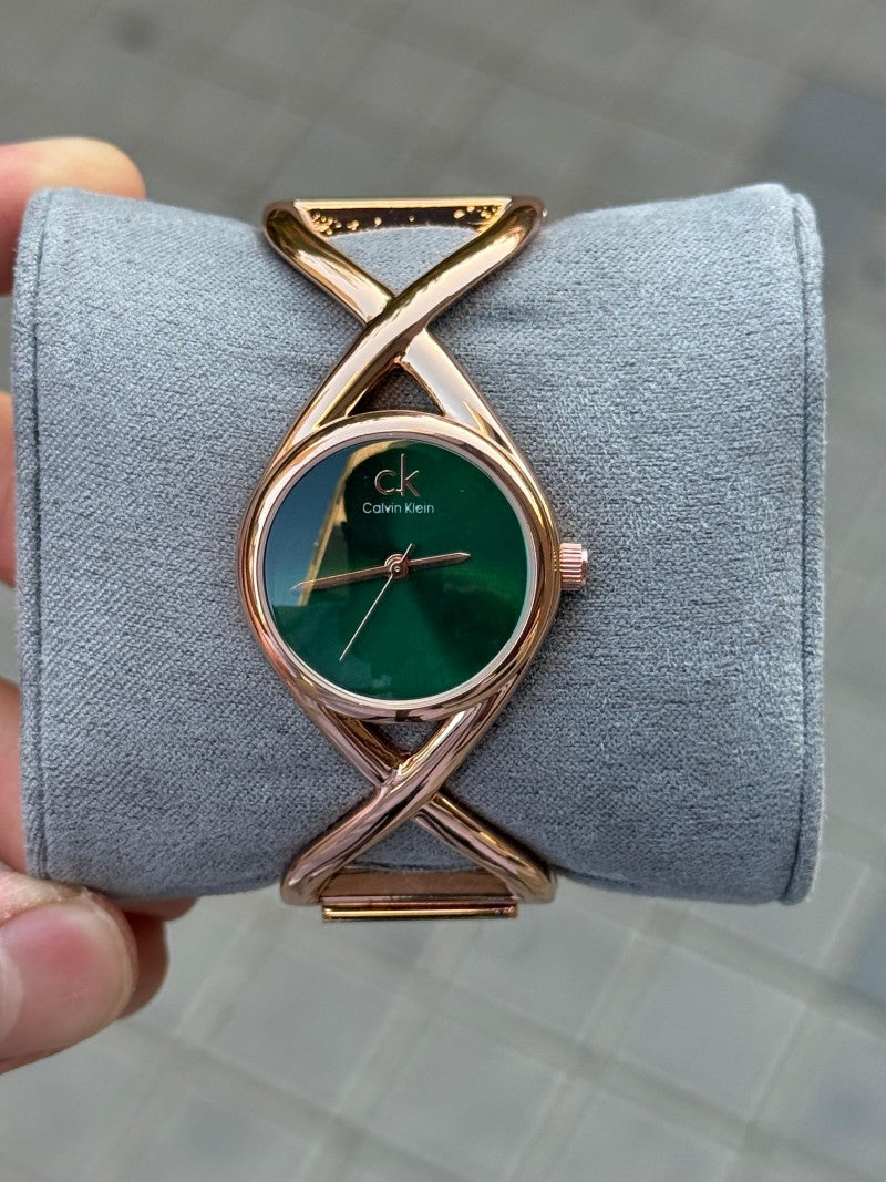 Calvin Klei n Women s Rose Green