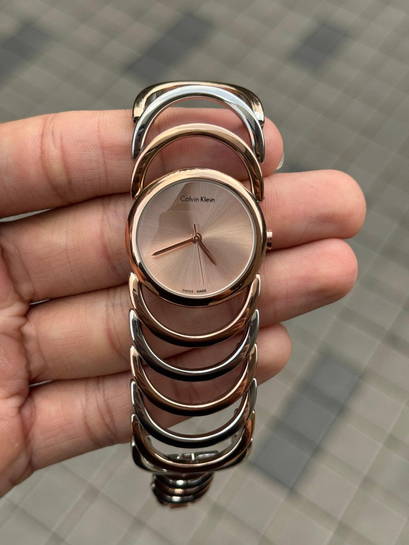 Calvin Klei n Women Two Tone Pink Dial Secondary image
