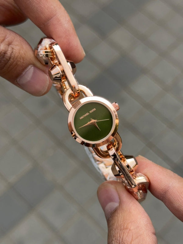 Michael Kor s Astor Women s Rose Green