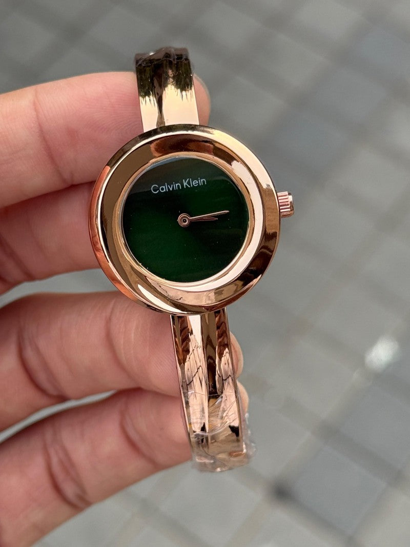 Calvin Klei n Twisted Bezel Women Rose Green