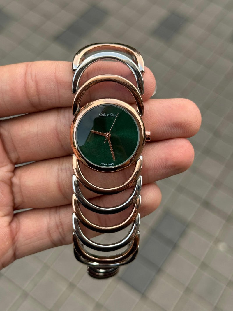 Calvin Klei n Women Two Tone Green Dial
