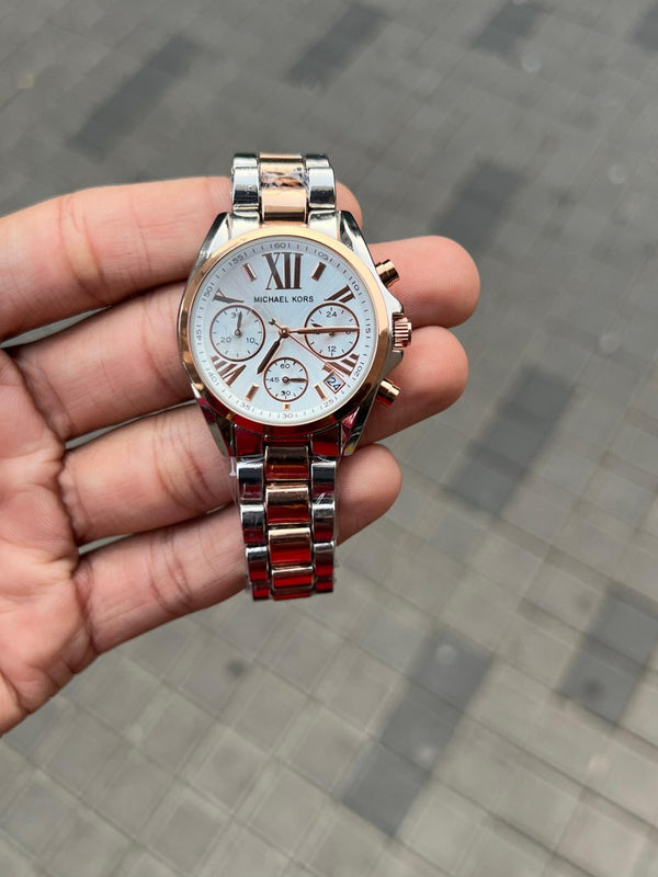 Michael Kor s Bradshaw Two Tone