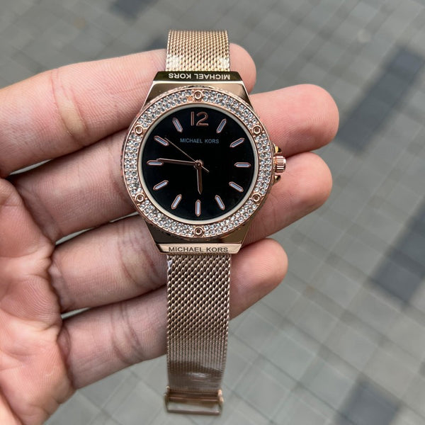 Michael Kor s Lennox Women s Rose Black