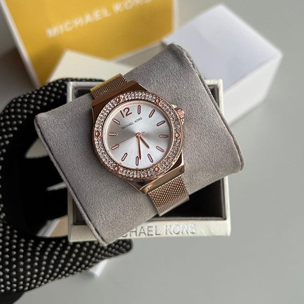 Michael Kor s Lennox Women s Rose White
