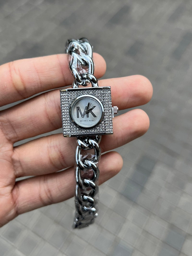 Michael kor s chain lock silver white dial