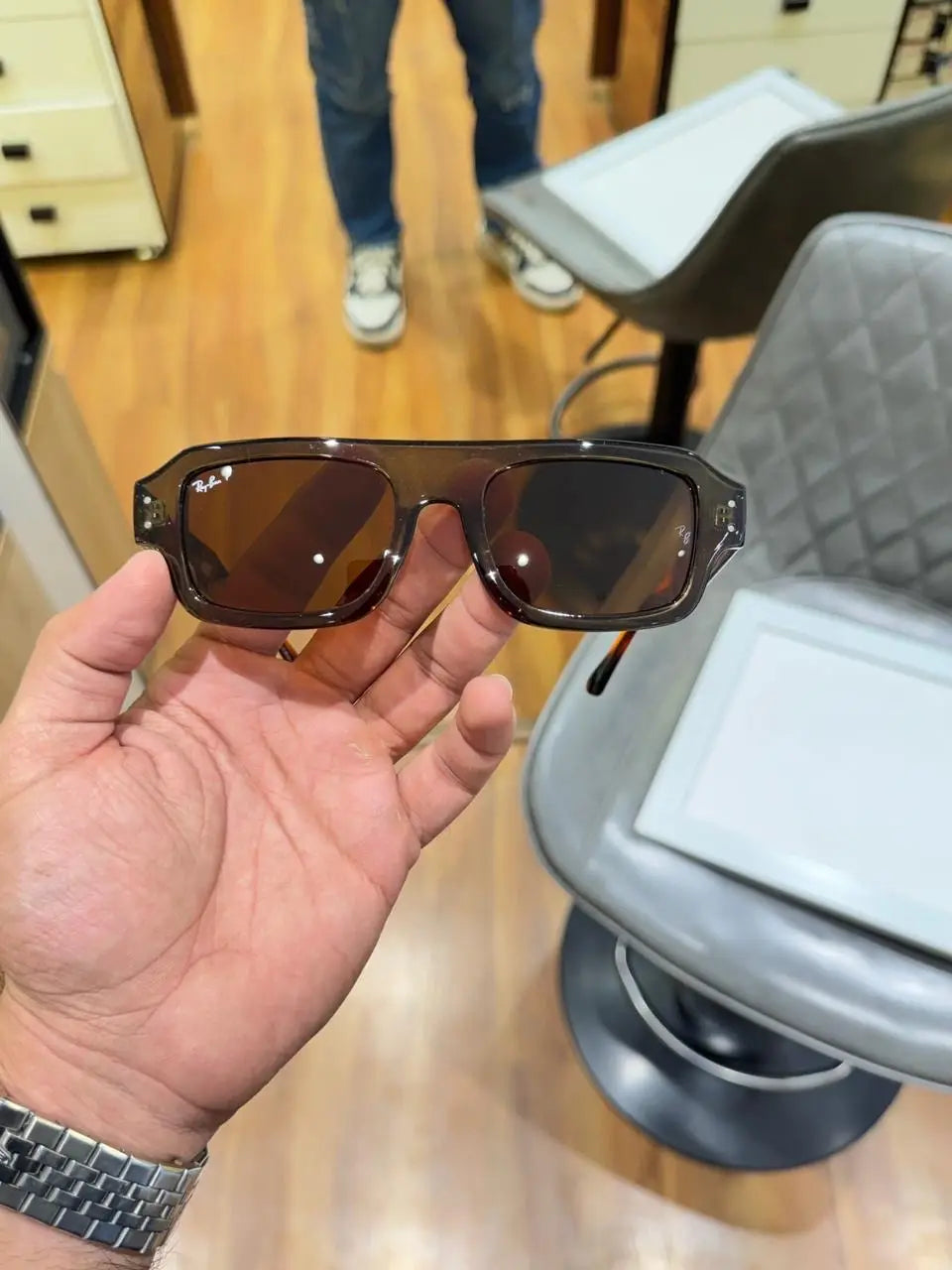 Rayban_4454_olive_tiger_brown Main image