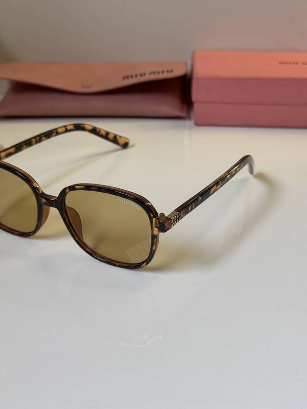 MiuMiu_807_Tiger_Brown