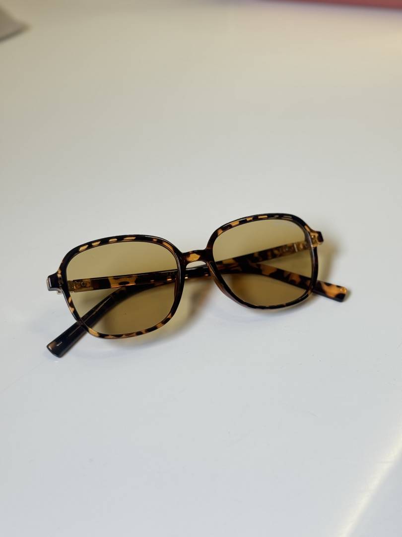 MiuMiu_807_Tiger_Brown