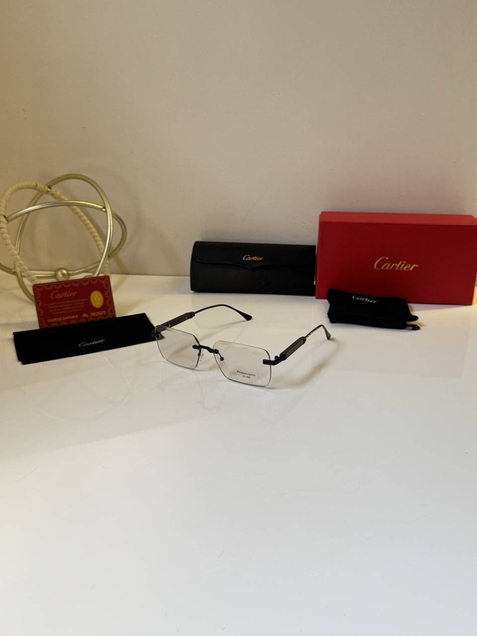Cartier_2503_Black_photochromic_Frame