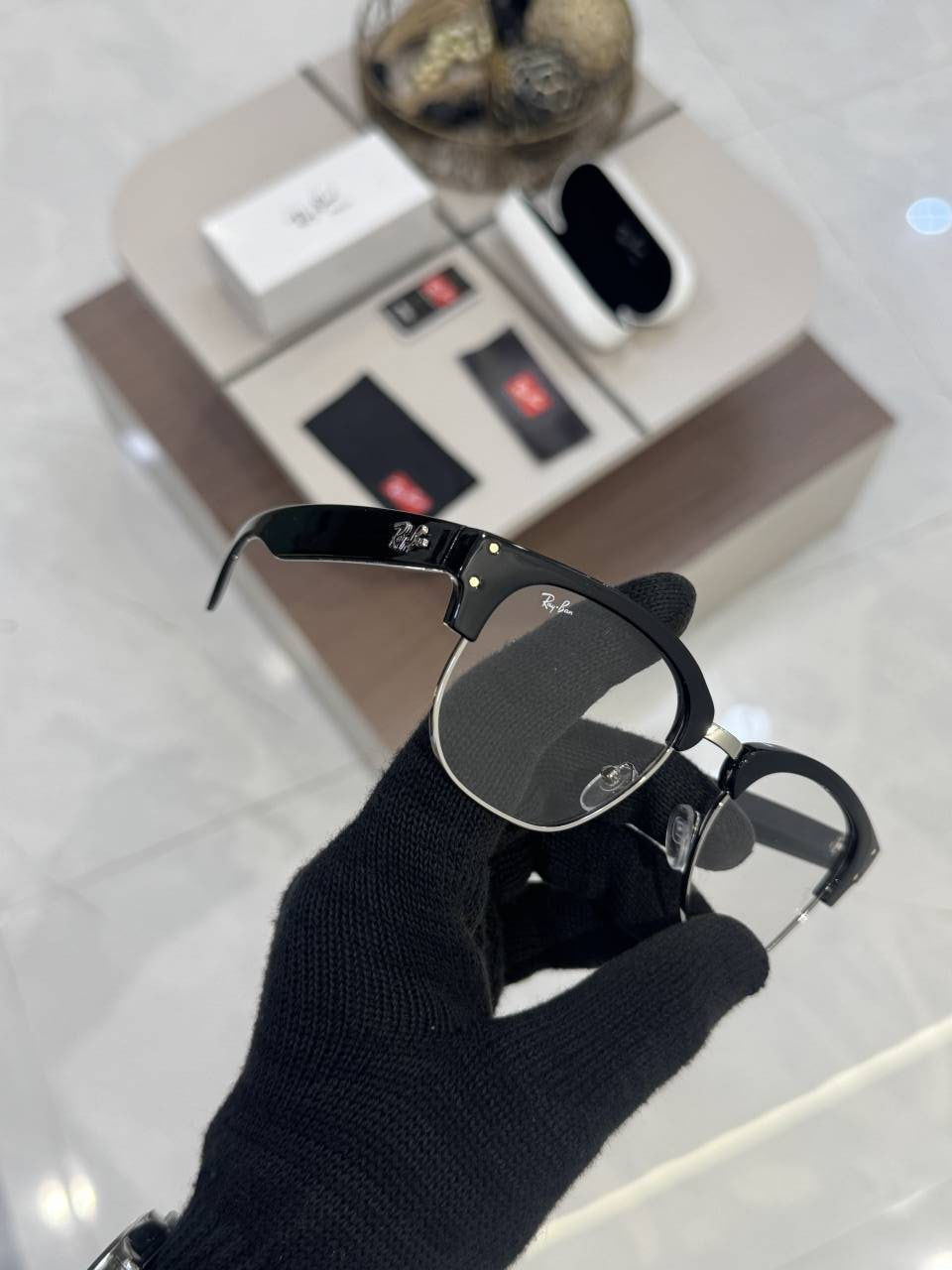 Rayban_504_Silver_Black_Reverse_Edition_Frame