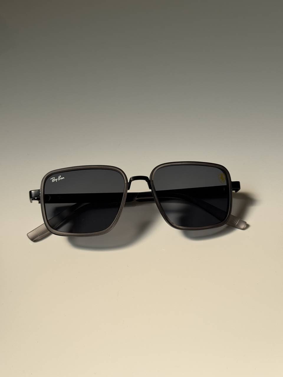 Rayban_8840_smoke_Grey