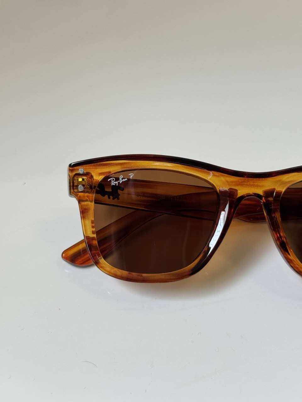 Rayban_502_Wooden_Brown_Wayferar_Reverse_Edition