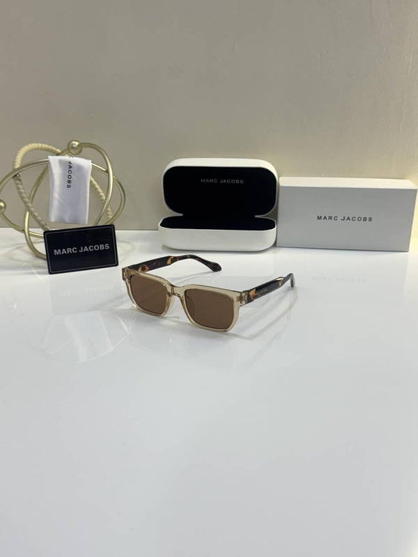Marc_Jacobs_1120_Tiger_Brown