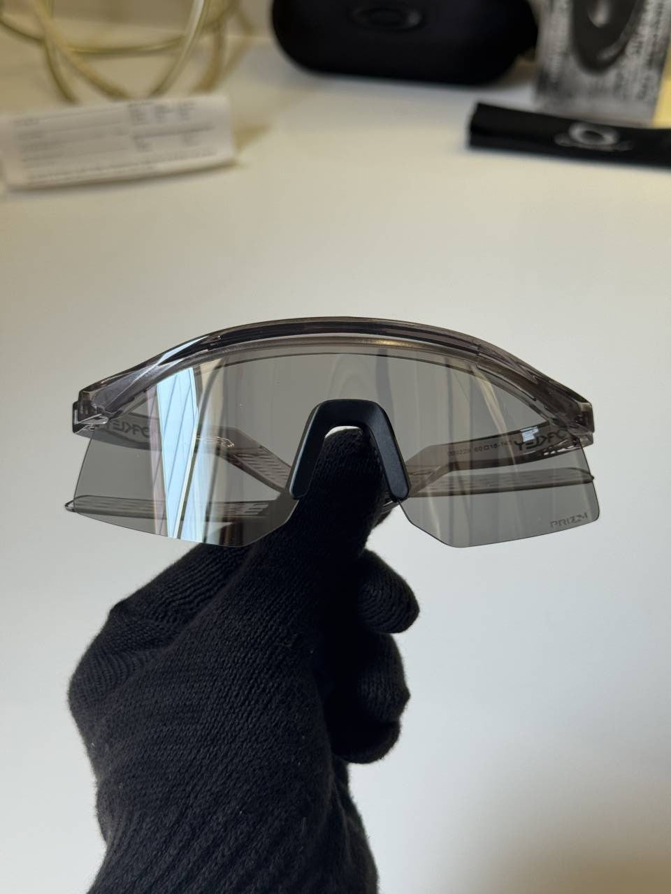 Oakley_9229_Silver_Grey