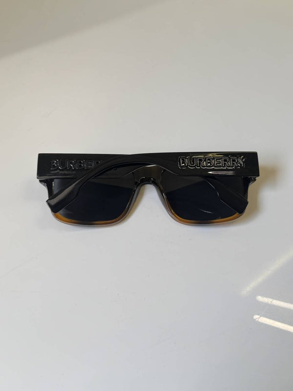Burberry_69019_Black_Brown_tone